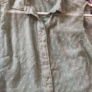 H&M Tops - Light sage green button up sheer and sleeveless H&M Tops - Light sage green button up sheer and sleeveless